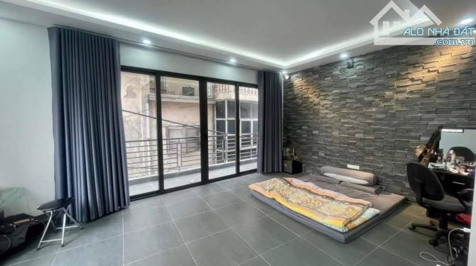 BÁN NHÀ MINH KHAI -3 BƯỚC RA Ô TÔ -GẦN CHỢ- 50M - CHỈ 7 TỶ - FULL NỘI THẤT - NỘI THẤT SỊN - 7