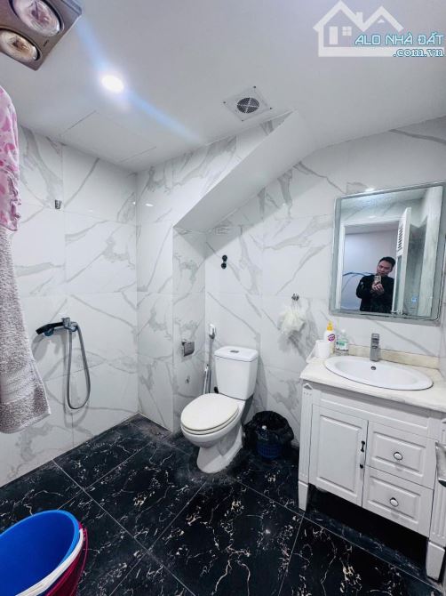 Giá Tốt! Tứ Liên, Tây Hồ - Đường Ô tô tránh - Kinh Doanh - 70M2 - 5 Tầng - 5,4M MT- Giá 18 - 8