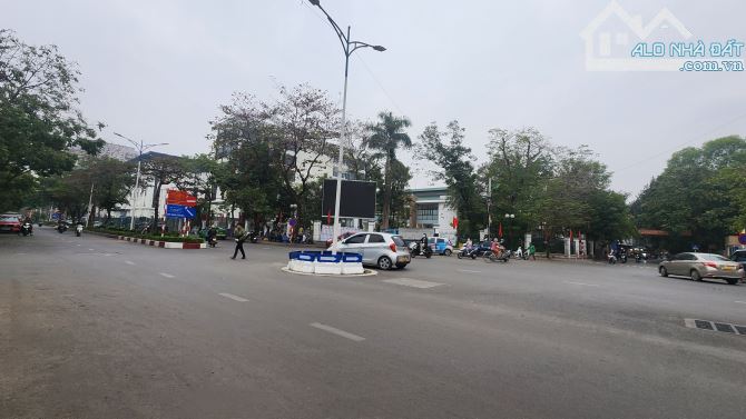 PHÂN LÔ KTT THANH XUÂN BẮC! CĂN GÓC, GẦN PHỐ, DÂN XÂY, NỘI THẤT XỊN, 32M2 5 TẦNG CHỈ 8.5TỶ