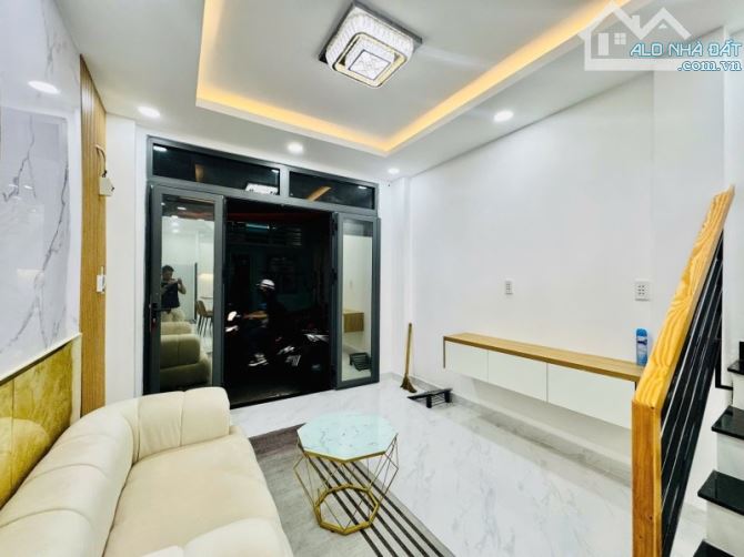 HẺM XE HƠI THÔNG - KHU VIP BÙI ĐÌNH TUÝ - NHÀ MỚI ĐẸP - TẶNG HẾT NỘI THẤT - GIÁ 4.99 TỶ