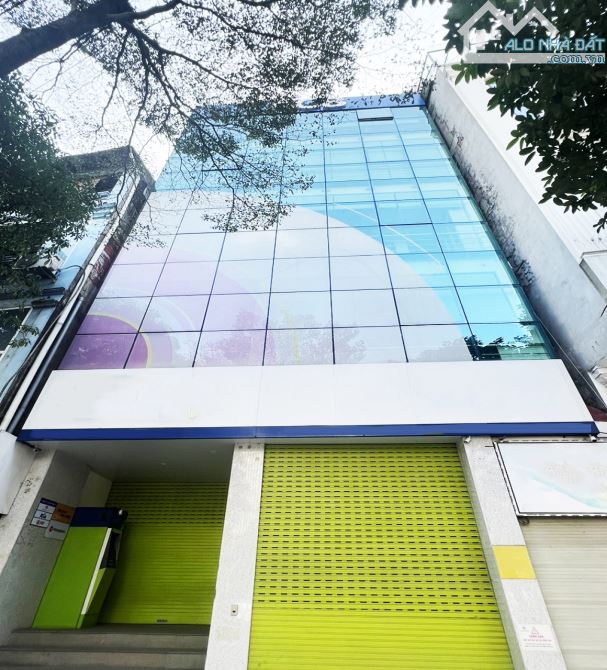 Bán Nhà Mặt Phố Hàng Bài, Hoàn Kiếm, DT 396m2 x 11 Tầng, MT 10,6m. Giá Rẻ.