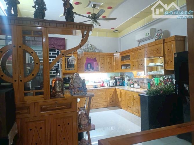 🏡 GIÁ RẺ NHẤT KHU VỰC: NHÀ 4 TẦNG MẶT PHỐ LÊ THANH NGHỊ–HẢI CHÂU  KINH DOANH ĐỈNH!