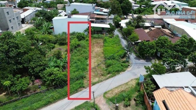 CẦN BÁN LÔ ĐẤT 5*30 có (150m2) SHR, Tân Phú Trung, Củ Chi. Giá 1,9 tỷ