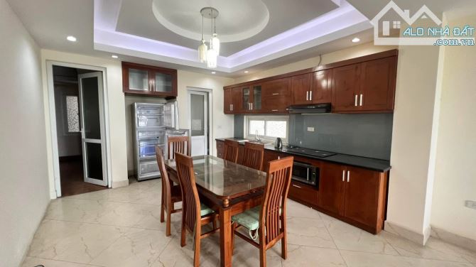 TUYỆT PHẨM APARTMENT TÂY HỒ - 10M RA PHỐ TỪ HOA 100m2, mặt tiền 6.3m giá 35 tỷ