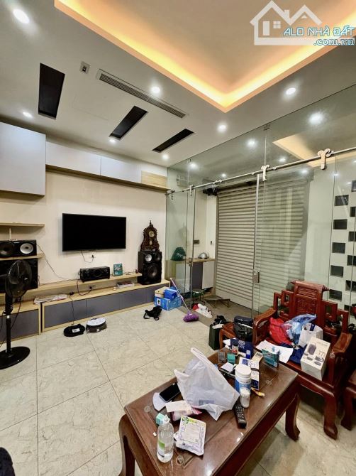 BÁN NHÀ GỐC ĐỀ, 40M, 5T, MT 4M, GẦN Ô TÔ, THOÁNG, Ở SƯỚNG, CHỈ 7 TỶ.