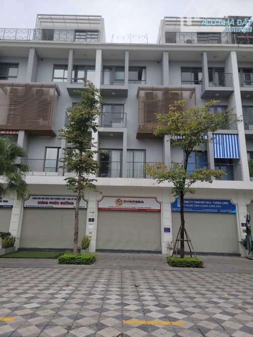 Cho thuê LK mới 2 mặt thoáng The Manor Central Park Nguyễn Xiển. DT 78m x 5t,mmt 6m. 30tr