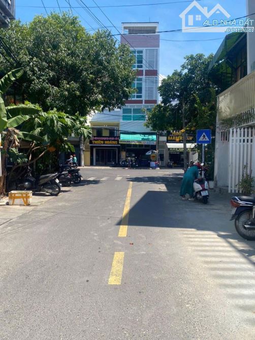 Bán đất mặt tiền đường Tản Viên trung tâm tp Nha Trang, khu vực bàn cờ P.Phước Hoà. 113,7m