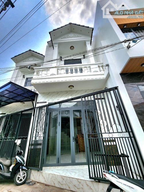 NHÀ TRỆT LẦU ĐẸP NHÁNH HẺM 135 ĐỒNG VĂN CỐNG GẦN TRỤC CHÍNH ĐVC, SIÊU THỊ LOTTE