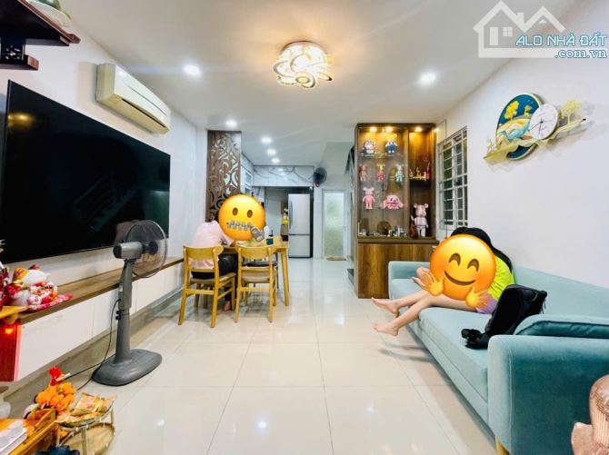 MẶT TI.Ề.N THỤT NGUYỄN TRỌNG TUYỂN - TRUNG TÂM PHÚ NHUẬN - NHÀ MỚI 38M2 4 TẦNG BTCT