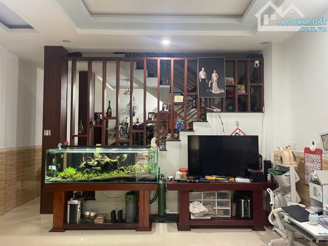 🏡 BÁN NHÀ 3 TẦNG MẶT TIỀN LÊ VIẾT LƯỢNG – FULL NỘI THẤT 🏠