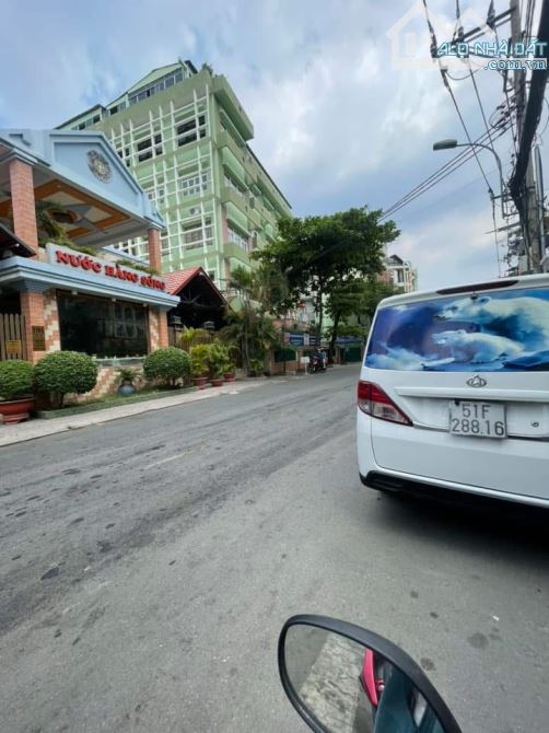 (Hiếm) Nhà 5 tầng Khu VIP Bành Văn Trân xách vali vào ở ngay, nhỉnh 5 ti.