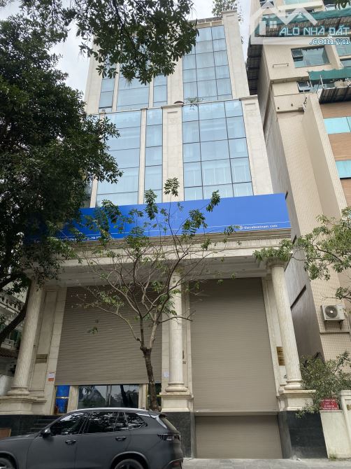 Cho thuê tòa nhà mới MP Cầu Giấy 140m2 x 6T, 1 Hầm, 2 Tum, Mặt tiền kính 8m, PCCC đầy đủ