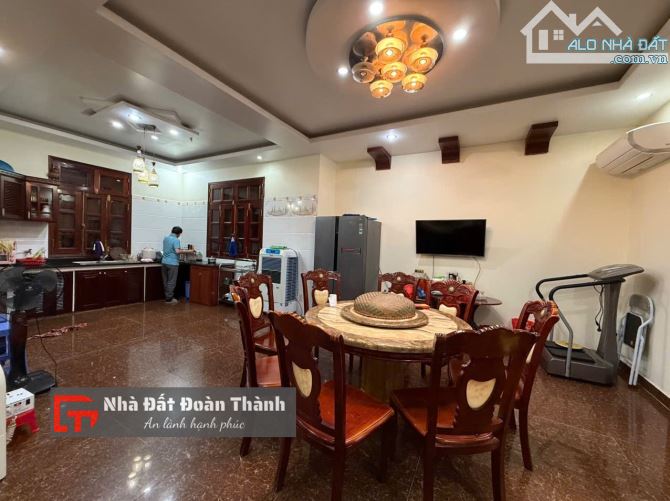 136m2 biệt thự 4 tầng Lê Hồng Phong