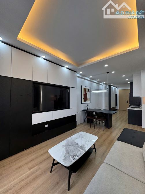 BÁN CĂN HỘ TOÀ 310 MINH KHAI, DT 98M, 3PN, 3WC, NHỈNH 6 TỶ, VỊ TRÍ SIÊU ĐẸP - 1