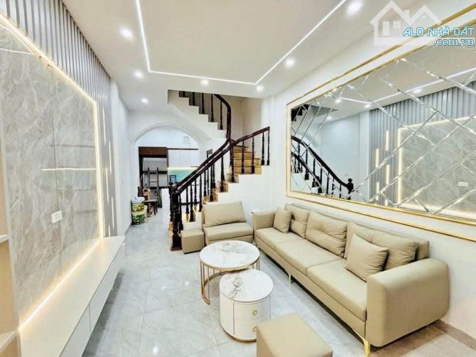 Nhà phố Pháo Đài Láng Đống Đa 32M2 4 tầng nội thất mới tinh 7 tỷ 2 - 1