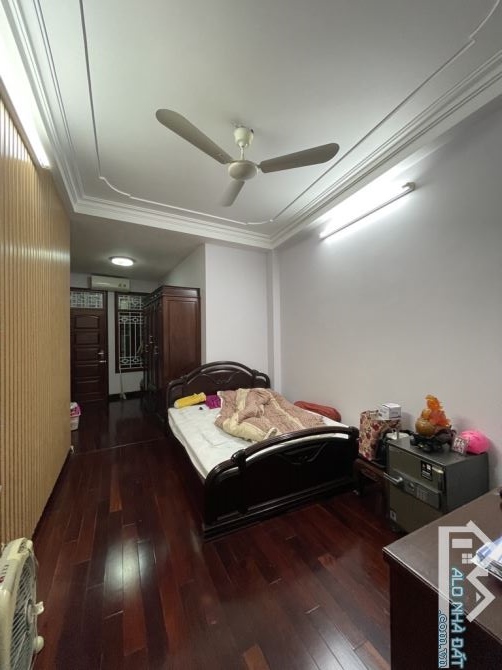 B.ÁN NH.À Lương Sử A 33m 6 T 5.8 tỷ. Nhà đẹp 5 tầng + tum mỗi tầng 01 phòng kèm vệ sinh. - 1