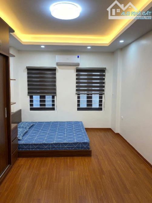 Nhà mới đẹp gần phố - ngõ nông rộng nội thất đẹp - đầy đủ công năng dân trí cao an sinh đì - 1
