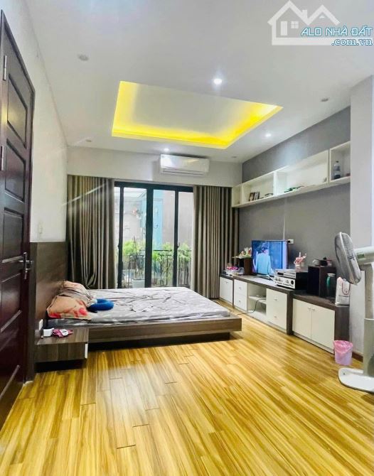 Bán Nhà Phố Quan Nhân, Thanh Xuân 50m2, Ngõ Ba Gác, Tiện Ích Đầy Đủ. - 1