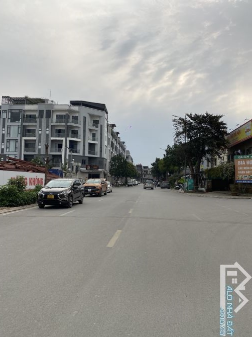 MẢNH ĐẤT 31m - LÔ GÓC 3 MẶT THOÁNG - Ô TÔ TẢI TRÁNH - VỈA HÈ - KINH DOANH - LẤY ĐÂU RA - 1