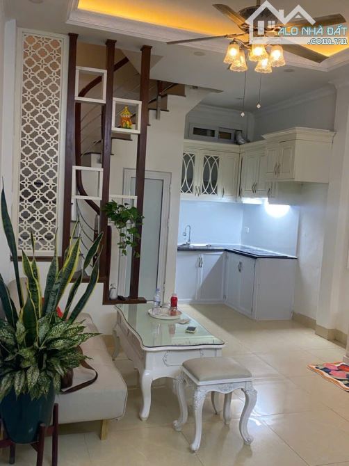 SIÊU HIẾM! TÂY SƠN -NHỈNH 7 TỶ- DT 40M- x 5T- LÔ GÓC 3 THOÁNG-CÁCH MẶT PHỐ 20M- FULL NỘI T - 1