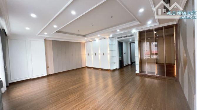 bán nhà phố Nguyễn Hoàng, P.Mỹ Đình, mặt tiền khủng, lô góc 2 mặt tiền - 1