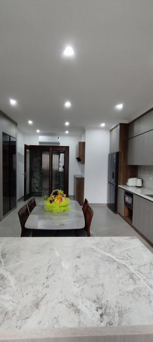 PHÂN LÔ 8T THANG MÁY, NGUYỄN KHÁNH TOÀN, CẦU GIẤY, GARA 10 ĐIỂM VỊ TRÍ. - 1