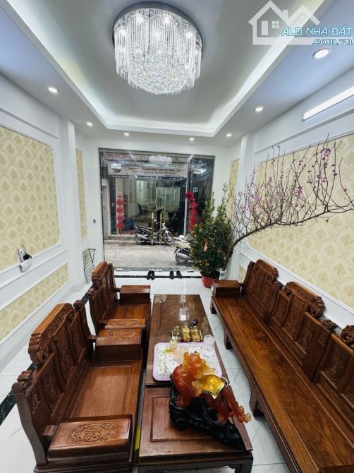 BÁN NHÀ NGÕ RỘNG PHỐ KHƯƠNG ĐÌNH, DT 44m2, XÂY 5 TẦNG, MẶT TIỀN 3.7M, GIÁ CHÀO 10,6 TỶ - 1