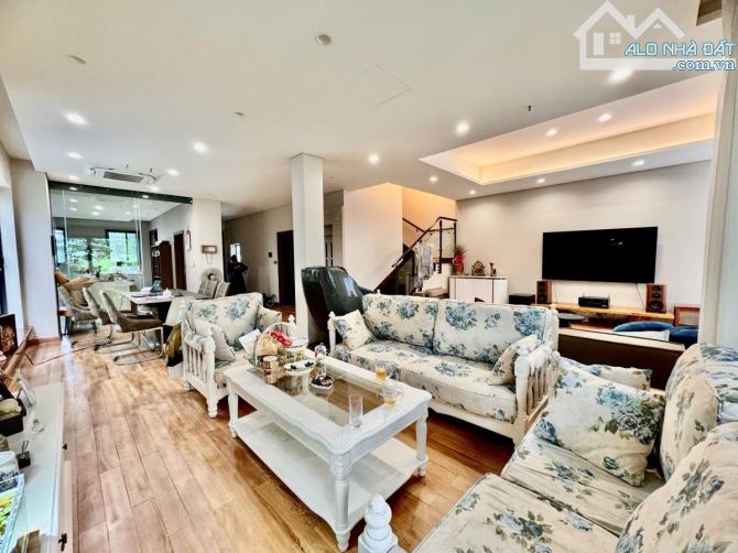 BÁN CĂN VILLA ĐẲNG CẤP TẠI THE MANOR CENTRAL PARK –  202M , MT 10M 69,5 Tỷ. - 1