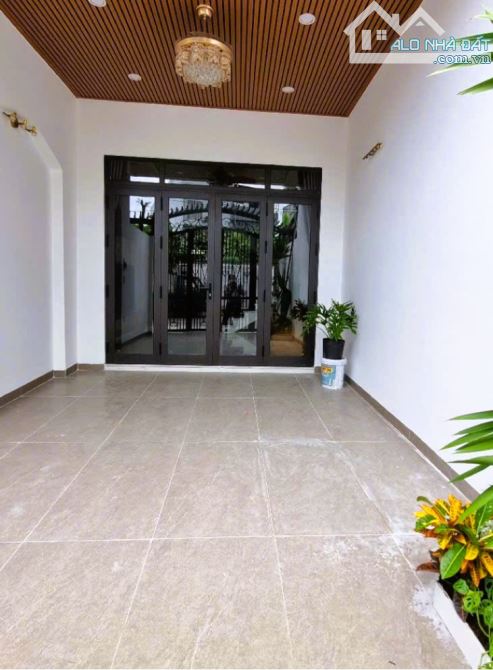BÁN NHÀ 3 TẦNG MỚI FULL NỘI THẤT – TÂN CỔ ĐIỂN – MẶT TIỀN PHÚ XUÂN 9- LIÊN CHIỂU . - 1