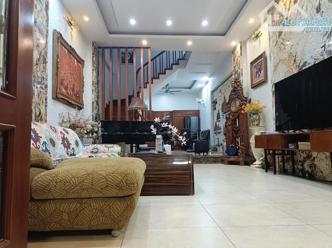 BÁN PHÂN LÔ QUÂN ĐỘI , Ô TÔ TRÁNH LÊ TRỌNG TẤN , THANH XUÂN , 95M, MT 4,6M - 1
