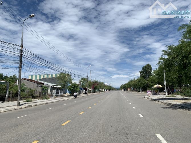 BÁN ĐẤT MẶT TIỀN LÊ THÁNH TÔNG (ĐƯỜNG RỘNG 29 MÉT), ĐOẠN KINH DOANH BUÔN BÁN SẦM UẤT. - 1