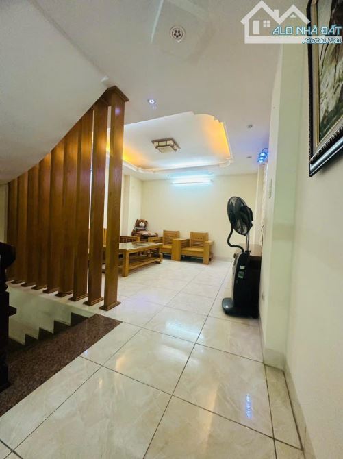 NHA  ĐEP  VĨNH·NINH  VĨNH QUỲNQ·35M 5 TẦNG - 1