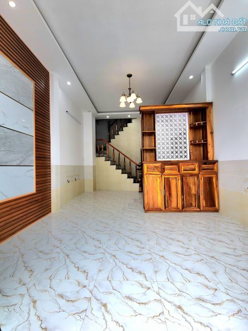 NHÀ TRỆT LẦU ĐẸP NHÁNH HẺM 135 ĐỒNG VĂN CỐNG GẦN TRỤC CHÍNH ĐVC, SIÊU THỊ LOTTE - 1