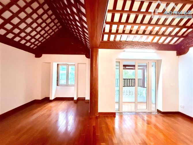 BÁN BIỆT THỰ NHÀ VƯỜN PHỐ VŨ TRỌNG PHỤNG 141M2- 4 TẦNG - MT9M- 70 TỶ - 15