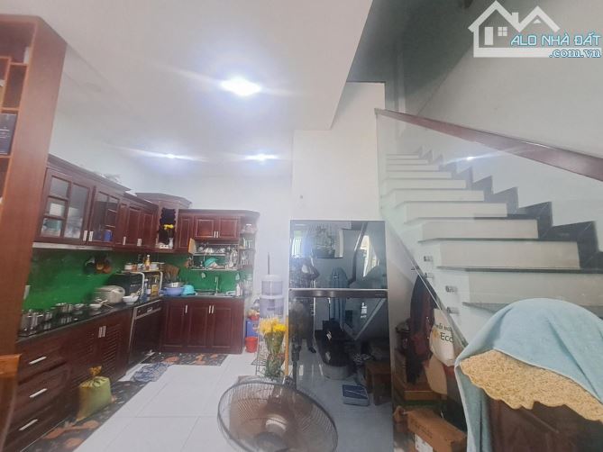 NHÀ ĐEP XUỐNG PHỐ. NHÀ ĐƯỜNG NGUYỄN DUY CUNG, P12 , GÒ VẤP, DT 52 M2, HXH TỚI CỦA. - 2