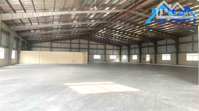 Cho thuê xưởng 2450m2 KCN Long Khánh, Đồng Nai giá 215 triệu/tháng - 2
