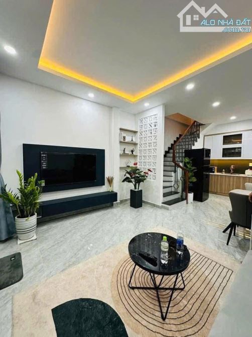 Bán Nhà Phố Quan Nhân, Thanh Xuân 50m2, Ngõ Ba Gác, Tiện Ích Đầy Đủ. - 2