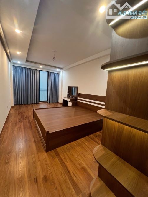Bán nhà Vân Canh, vỉa hè, ô tô tránh chạy vòng quanh, thang máy full nội thất - 2