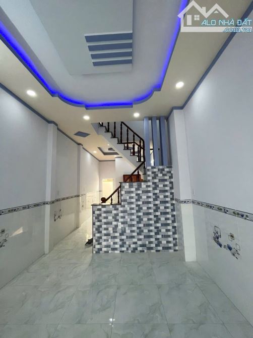 Bán nhà lầu Mỹ Hạnh Bắc 112m2 giá 1ty4 đẹp kiên cố đầy đủ công năng - 2