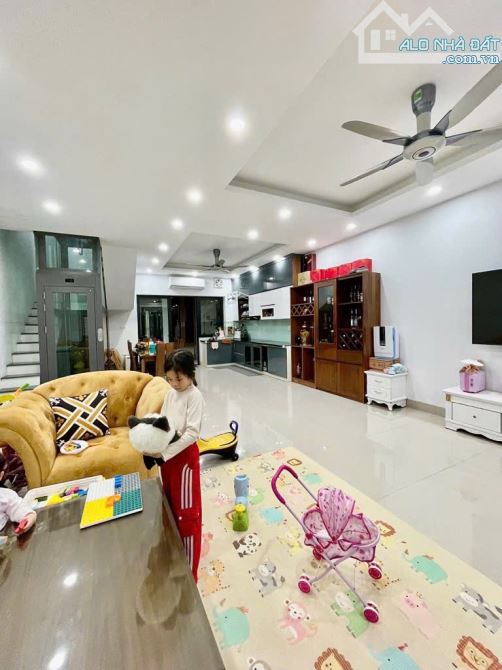 BÁN NHÀ LIỀN KỀ NGUYỄN CƠ THẠCH – VỈA HÈ – Ô TÔ TRÁNH – THANG MÁY – KHU DÂN TRÍ CAO - 2