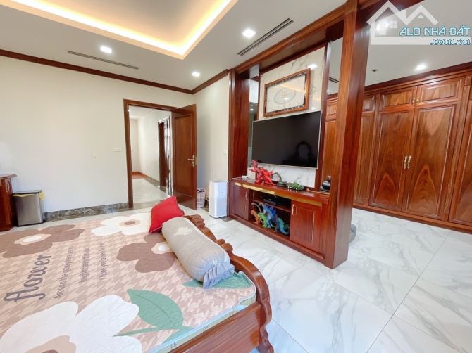 Bán nhà Phú Thượng Tây Hồ 85m mặt tiền 6m đường thông ô tô vào nhà giá 18 tỷ - 2