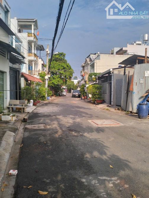 NHÀ MTKD TRUNG MỸ TÂY 2A -NGANG 5.5M - 69M2 - ĐƯỜNG 10M THÔNG - CHỈ 5,05 TỶ T - 2