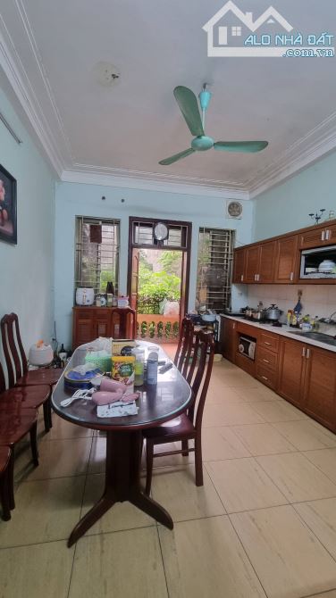 NGUYỄN VĂN HUYÊN. CẦU GIẤY. 63 M2.PHÂN LÔ BỘ CÔNG AN. 2 THOÁNG TRƯỚC SAU. - 2