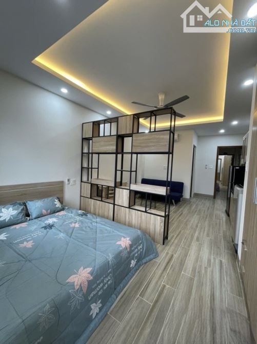 NHÀ MỚI ĐẸP 5 TẦNG 4X19 , nội thất cao cấp khu Bàu Cát hiếm - 2