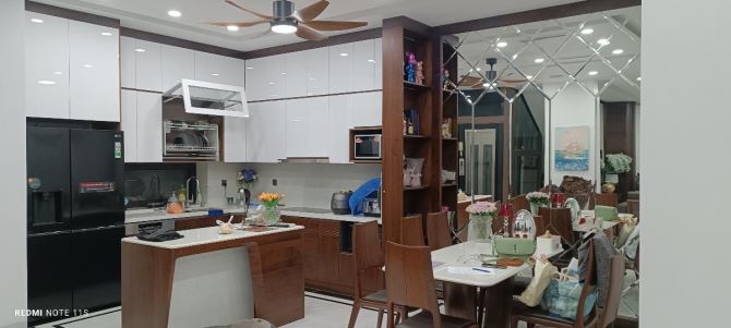 BÁN BIỆT THỰ ĐẸP FULL NỘI THẤT PHỐ KIM ĐỒNG - 145M , MT 12M , 39 Tỷ - 2
