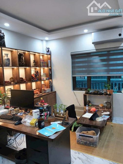 Bán nhà phố Nguyễn Đức Cảnh, Hoàng Mai, diện tích 57m2, 6T Thang máy, MT 5m, OTO - 2