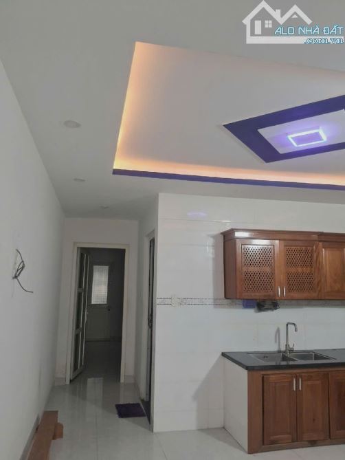 Nhà 3 tầng MT NGUYỄN CƠ THẠCH -DT 210m2, Gần Hyart Regency +Bãi tắm Sơn Thuỷ-Chỉ 9 tỷ TL. - 2