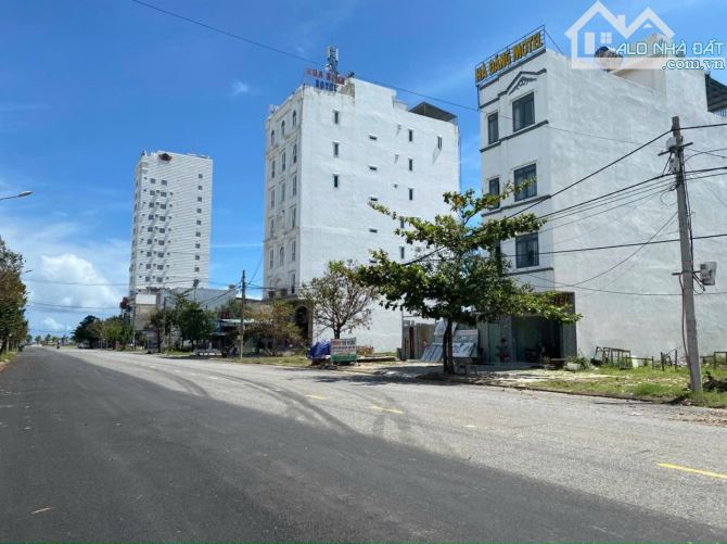 Hàng hiếm - đất biển Trần Quốc Hoàn -sát Bãi tắm Sơn Thuỷ - Chỉ 13.5 tỷ - 2