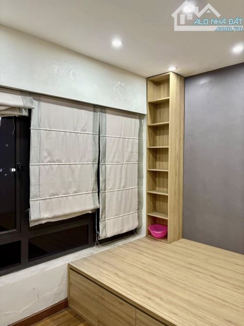 BÁN NHÀ GỐC ĐỀ, 40M, 5T, MT 4M, GẦN Ô TÔ, THOÁNG, Ở SƯỚNG, CHỈ 7 TỶ. - 2