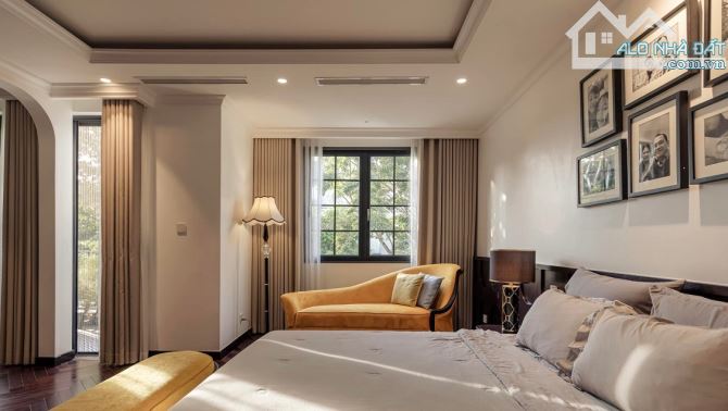 BÁN BT P.LÔ V.I.P NGÕ 2 GIẢNG VÕ - 290M2 3.5TẦNG - FULL NỘI THẤT, OTO TRÁNH ĐỖ, 86TỶ. - 2